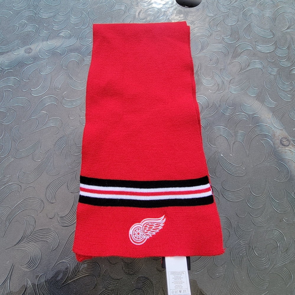 Detroit Red Wings NHL Red Scarf